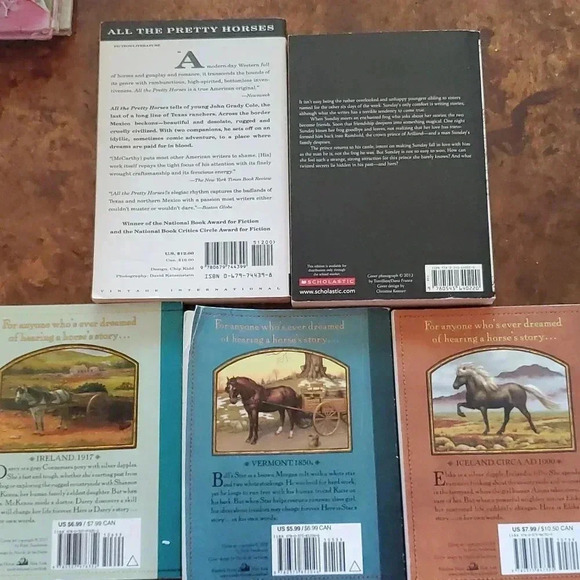 Books lot of 5 - Picture 7 of 7